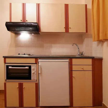 Aparthotel Maria Paralio Astros
