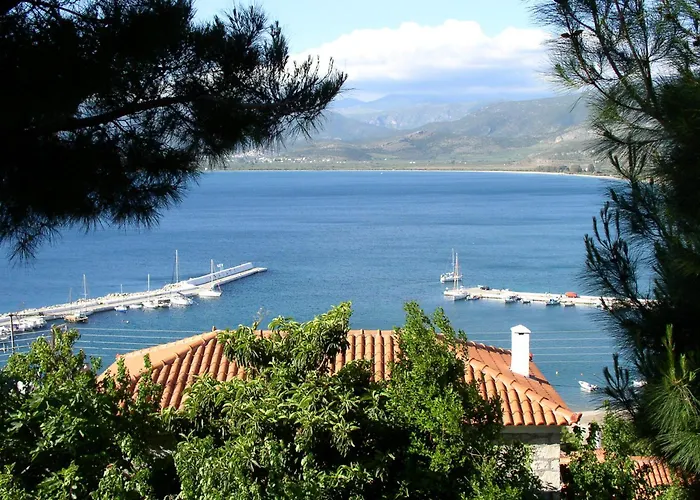 Apart-hotel Maria 3*