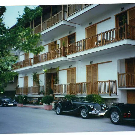 Maria Parálion Ástros