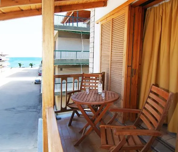 Maria 3* Parálion Ástros